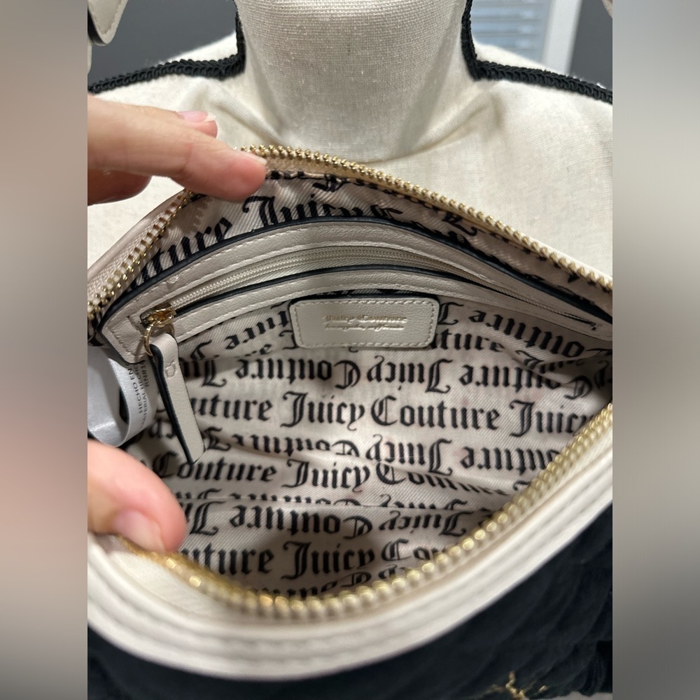 Juicy Couture Royal Moment Shoulder Barrel Mini Bag Black Velour Velvet - Picture 9 of 9